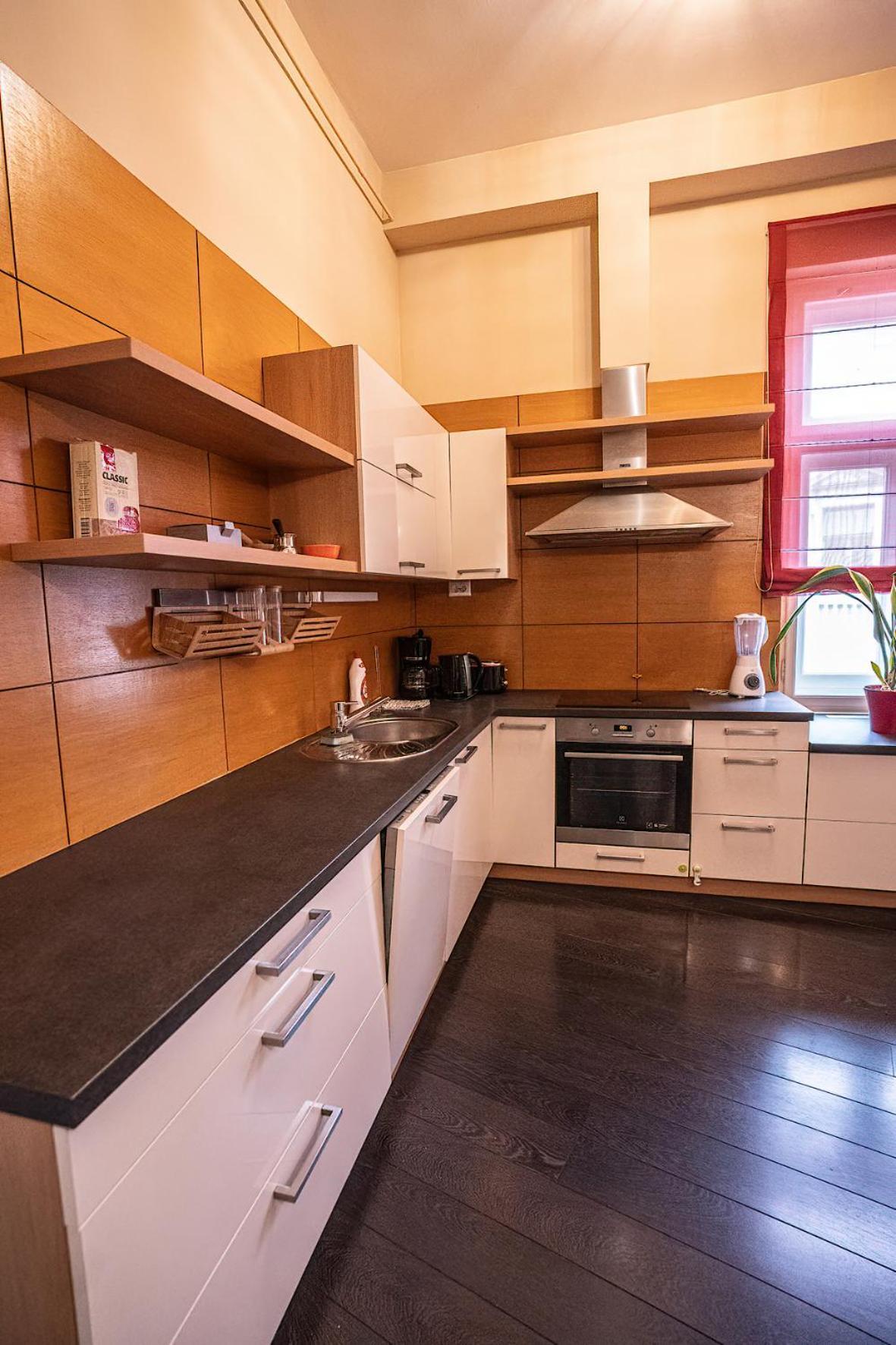 Kelemen Apartment Szegedin Exterior foto